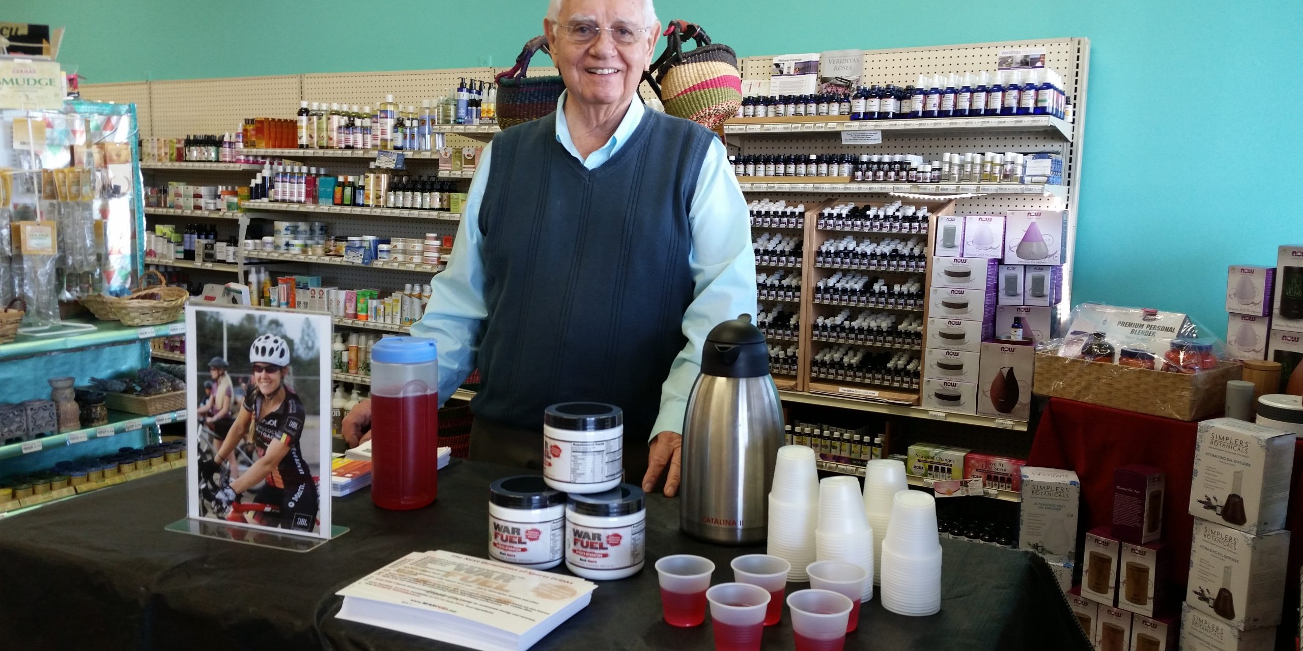 elliots natural foods